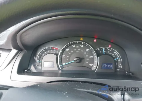 2012 Toyota Camry Le z USA, uszkodzony, nr VIN 4T1BF1FK6CU009042